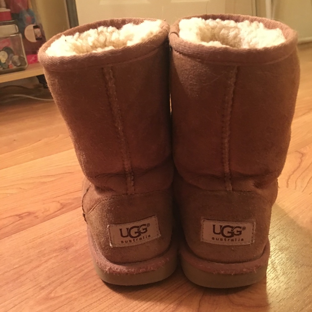 Girls Ugg boots size 2